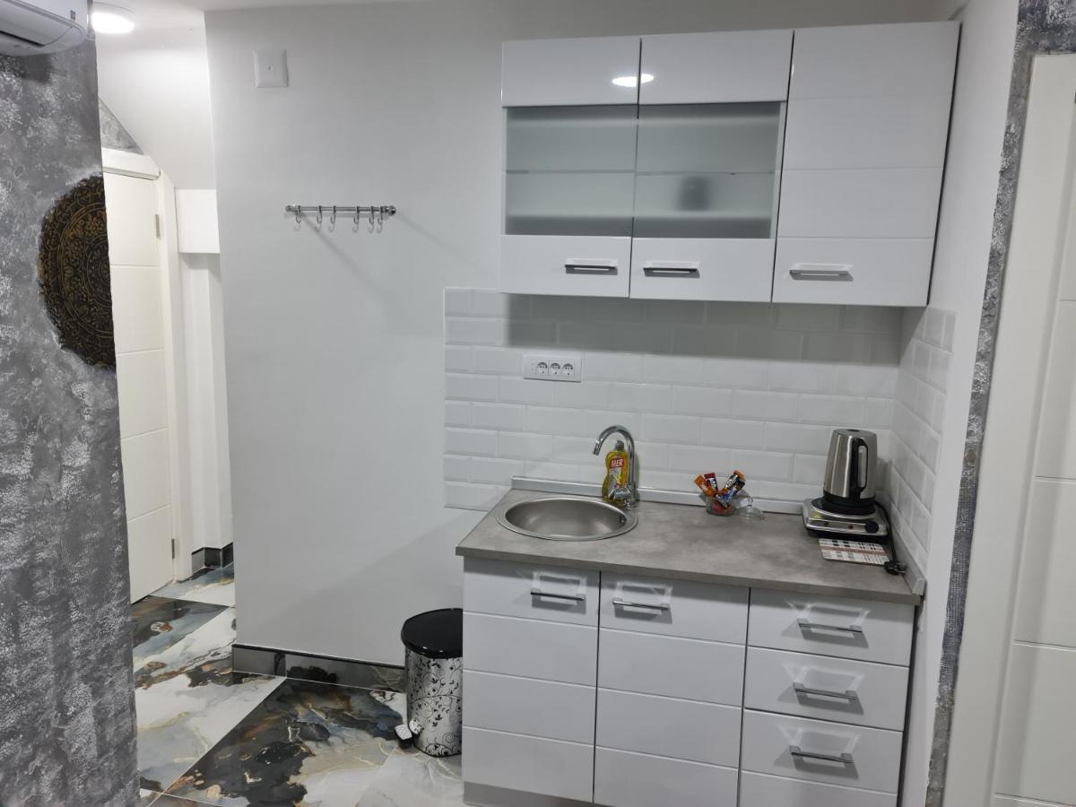 River side suites Belgrado Exterior foto
