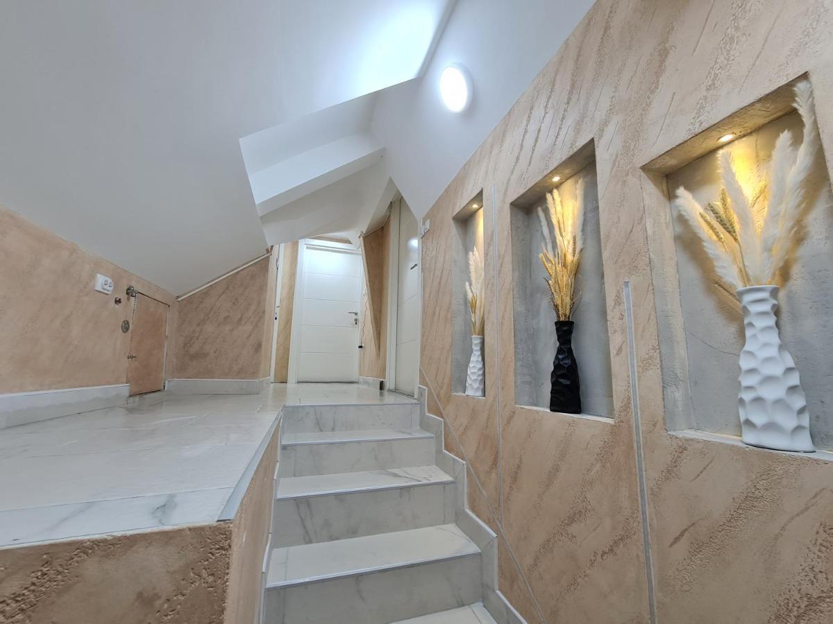 River side suites Belgrado Exterior foto